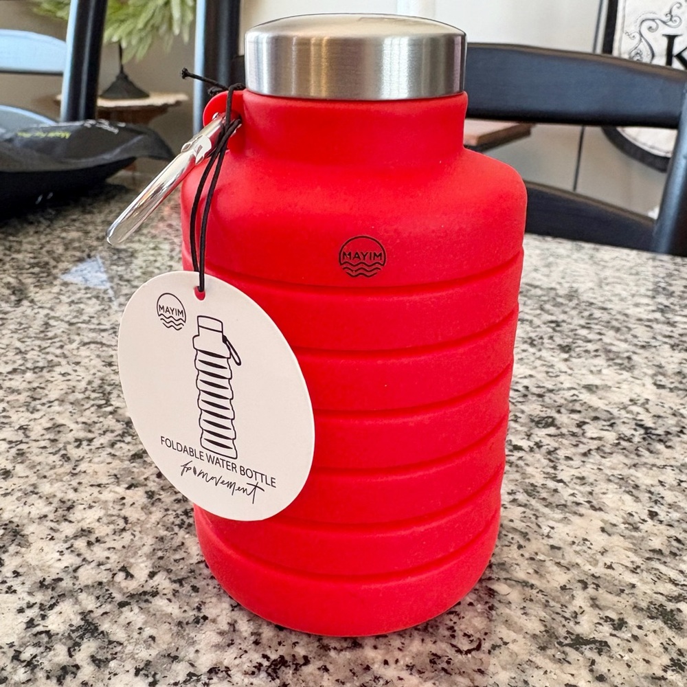 ♥️💖 FP Movement X Mayim Sport Silicone Collapsible Water Bottle & Carabiner NWT